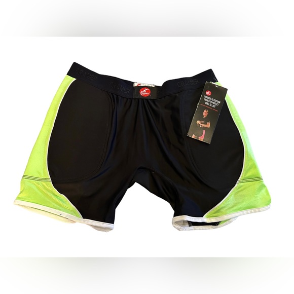 CRAMER plus size 2XL Womens Crossover Softball Sliding Shorts w/Foam Padding NWT - Picture 3 of 5